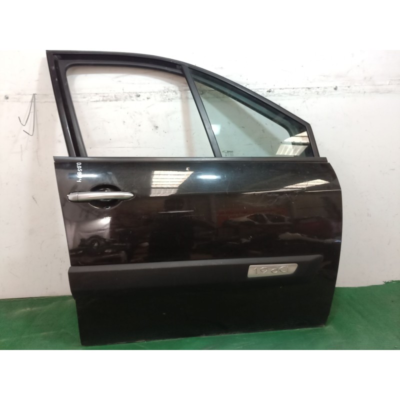 Recambio de puerta delantera derecha para renault grand scénic ii (jm0/1_) 1.9 dci (jm14) referencia OEM IAM   