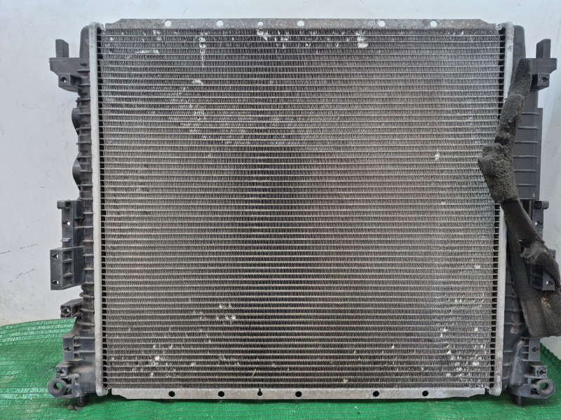 Recambio de radiador agua para ssangyong rodius i 2.7 xdi referencia OEM IAM 621778621779 621778621779 621778621779