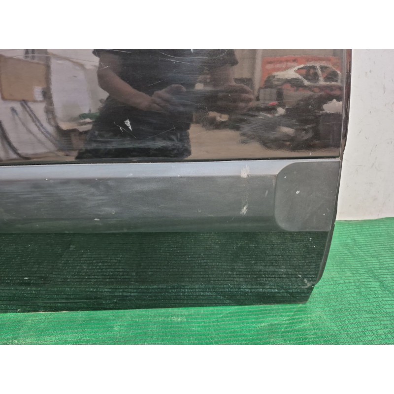 Recambio de puerta trasera derecha para renault grand scénic ii (jm0/1_) 1.9 dci (jm14) referencia OEM IAM   