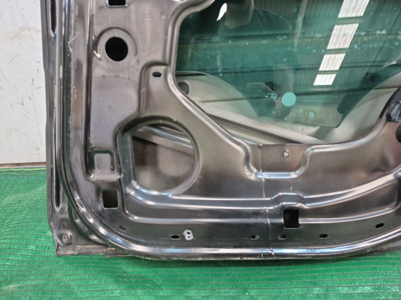 Recambio de puerta trasera derecha para renault grand scénic ii (jm0/1_) 1.9 dci (jm14) referencia OEM IAM   