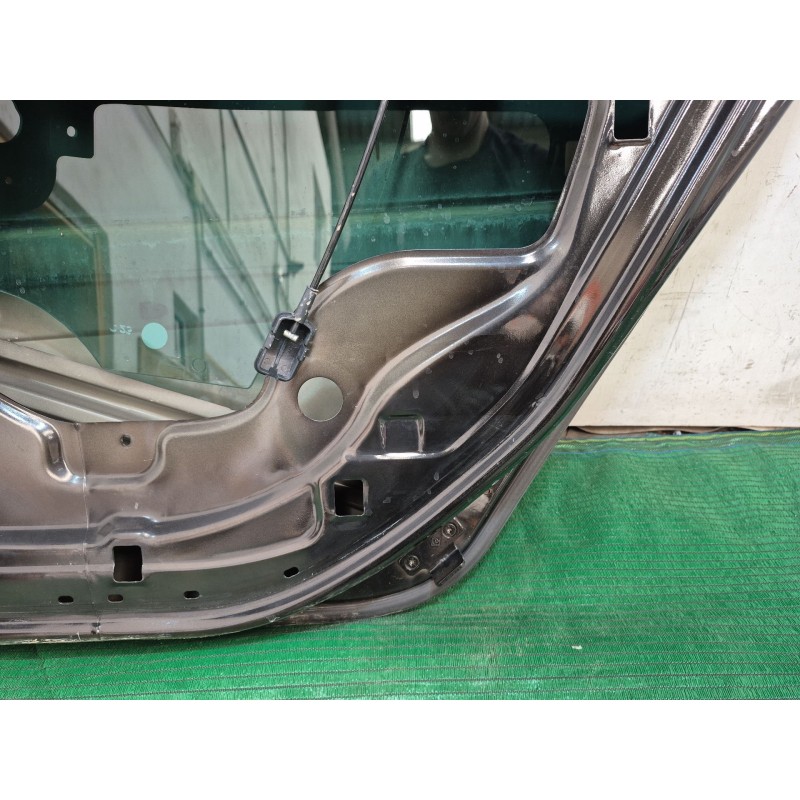 Recambio de puerta trasera derecha para renault grand scénic ii (jm0/1_) 1.9 dci (jm14) referencia OEM IAM   