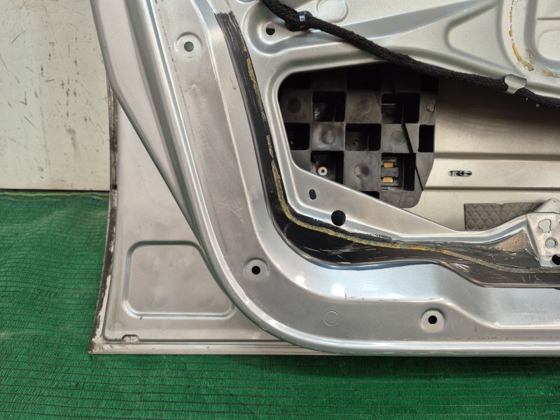 Recambio de puerta delantera izquierda para peugeot 307 (3a/c) 1.4 referencia OEM IAM    Recambio de puerta delantera izquierda para peugeot 307 (3a/c) 1.4 referencia OEM IAM