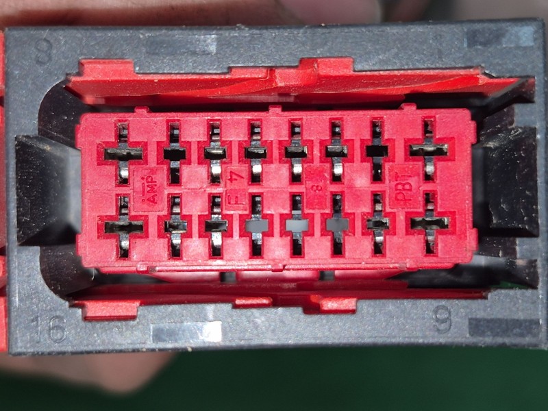 Recambio de puerta delantera izquierda para peugeot 307 (3a/c) 1.4 referencia OEM IAM    Recambio de puerta delantera izquierda para peugeot 307 (3a/c) 1.4 referencia OEM IAM
