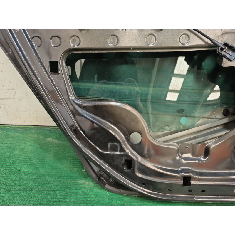 Recambio de puerta trasera izquierda para renault grand scénic ii (jm0/1_) 1.9 dci (jm14) referencia OEM IAM   
