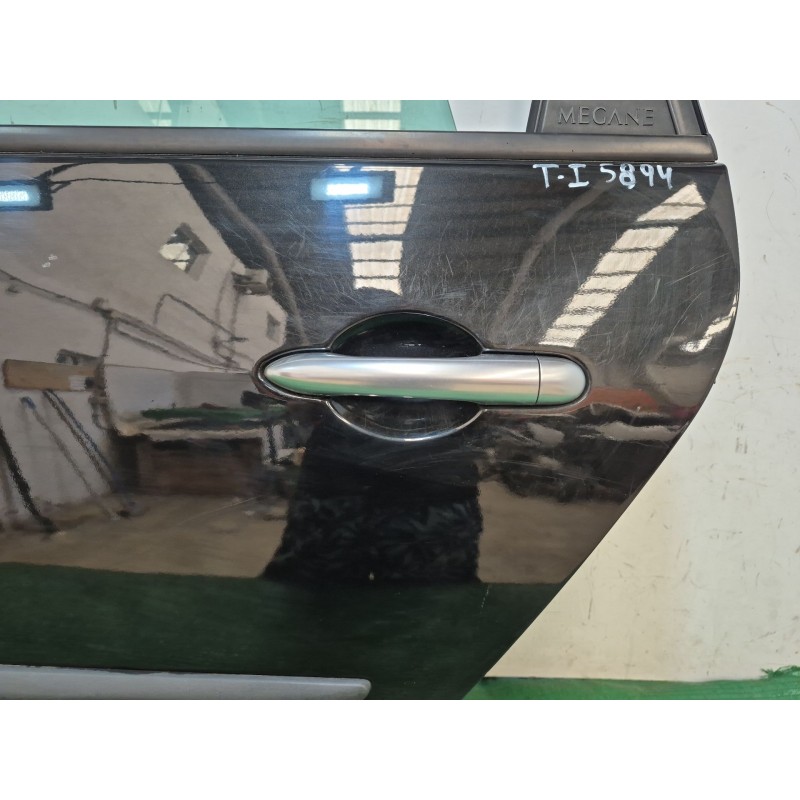 Recambio de puerta trasera izquierda para renault grand scénic ii (jm0/1_) 1.9 dci (jm14) referencia OEM IAM   