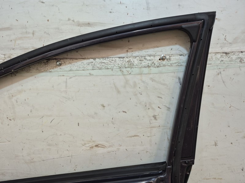 Recambio de puerta delantera derecha para kia cee´d (jd) 1.4 crdi 90 referencia OEM IAM   