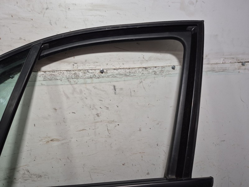 Recambio de puerta delantera izquierda para renault grand scénic ii (jm0/1_) 1.9 dci (jm14) referencia OEM IAM   