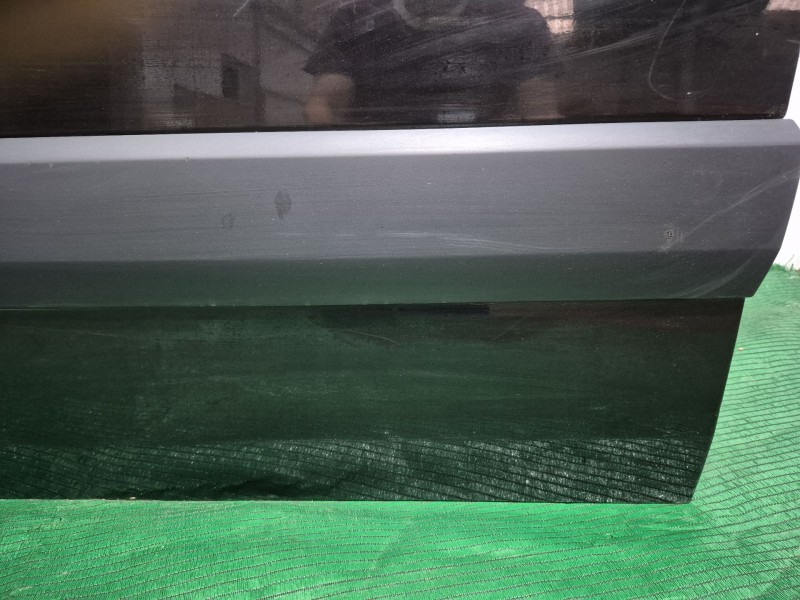 Recambio de puerta delantera izquierda para renault grand scénic ii (jm0/1_) 1.9 dci (jm14) referencia OEM IAM   