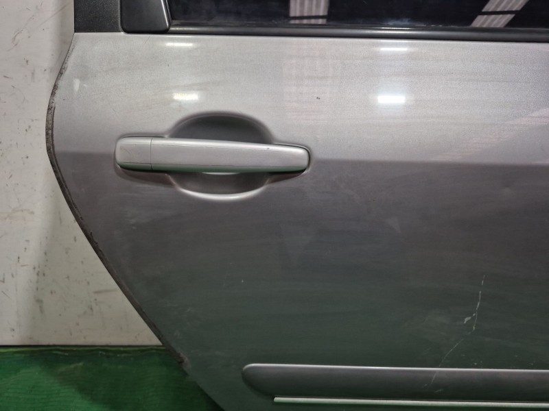 Recambio de puerta trasera derecha para peugeot 307 (3a/c) 1.4 referencia OEM IAM    Recambio de puerta trasera derecha para peugeot 307 (3a/c) 1.4 referencia OEM IAM