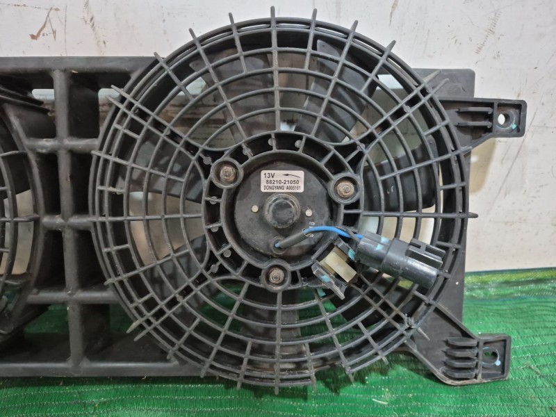 Recambio de electroventilador para ssangyong rodius i 2.7 xdi referencia OEM IAM   