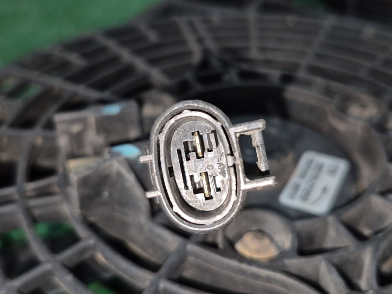 Recambio de electroventilador para ssangyong rodius i 2.7 xdi referencia OEM IAM   