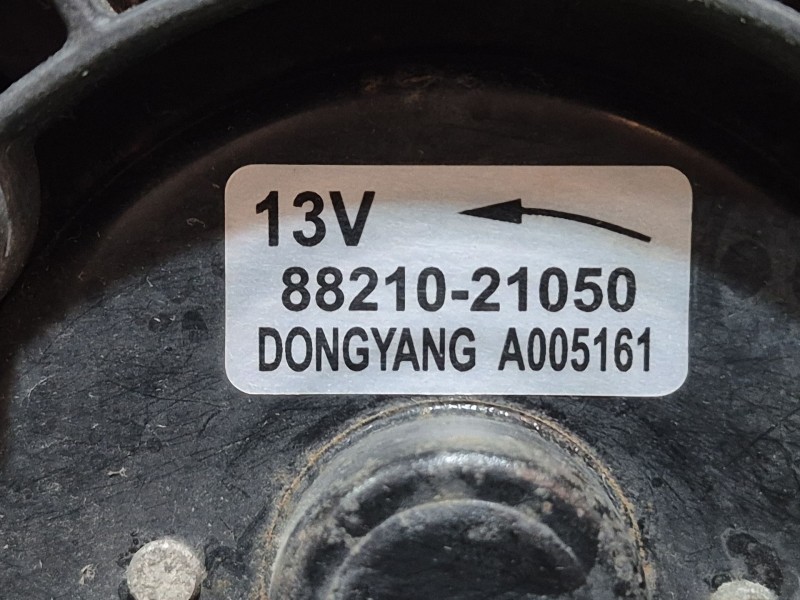 Recambio de electroventilador para ssangyong rodius i 2.7 xdi referencia OEM IAM   