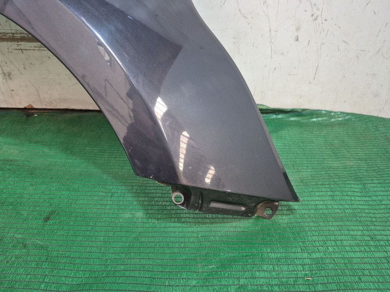 Recambio de aleta delantera derecha para kia cee´d (jd) 1.4 crdi 90 referencia OEM IAM   