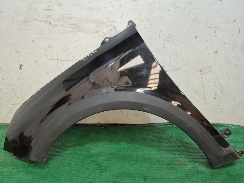 Recambio de aleta delantera izquierda para renault grand scénic ii (jm0/1_) 1.9 dci (jm14) referencia OEM IAM   