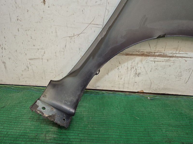 Recambio de aleta delantera izquierda para kia cee´d (jd) 1.4 crdi 90 referencia OEM IAM   