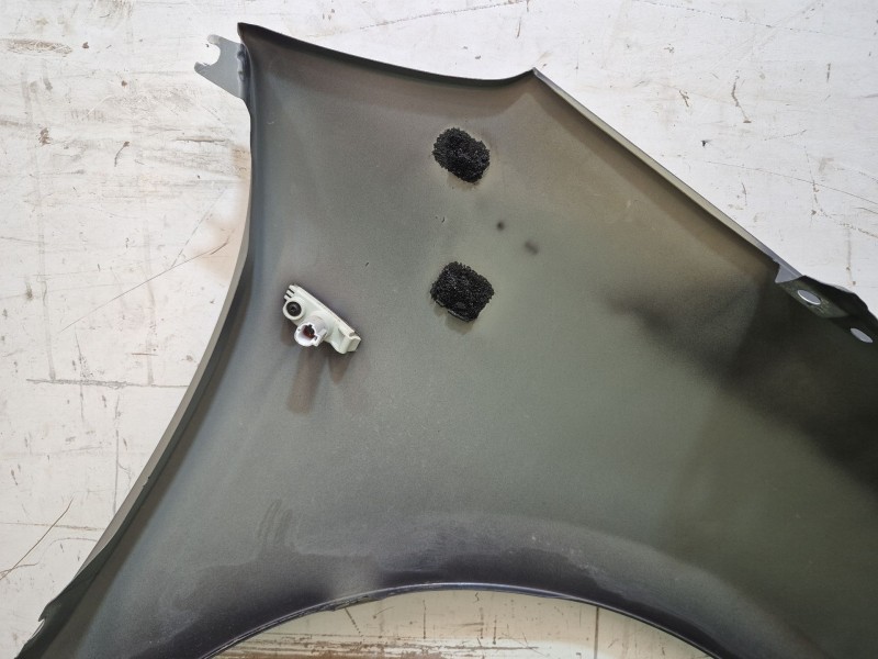 Recambio de aleta delantera izquierda para kia cee´d (jd) 1.4 crdi 90 referencia OEM IAM   