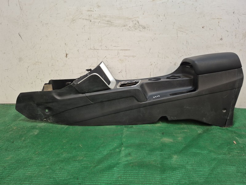 Recambio de consola central trasera para kia cee´d (jd) 1.4 crdi 90 referencia OEM IAM   