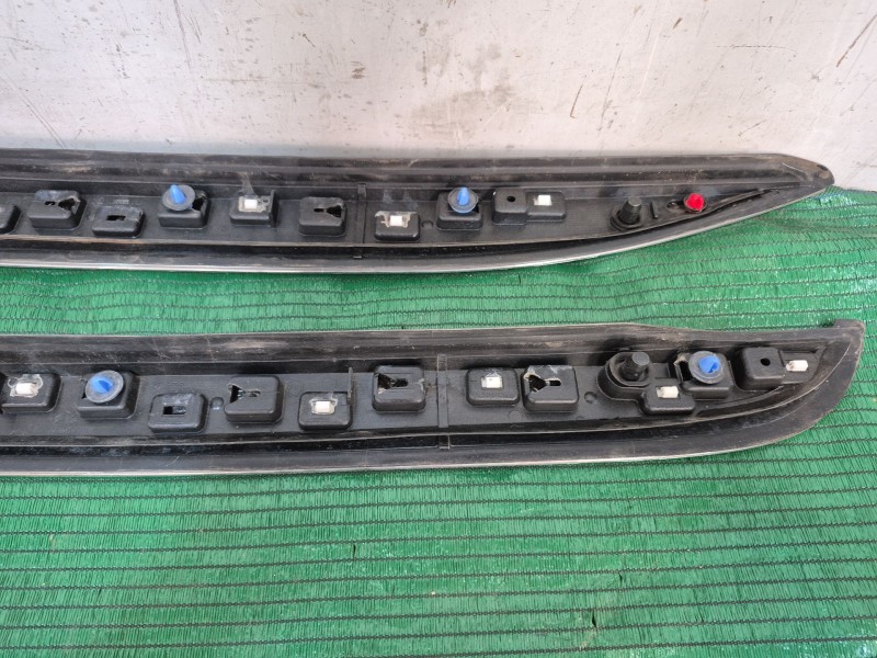 Recambio de molduras traseras para peugeot 2008 i (cu_) 1.6 hdi referencia OEM IAM   