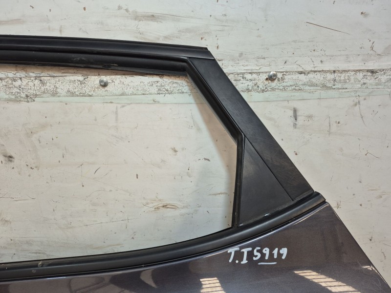 Recambio de puerta trasera izquierda para kia cee´d (jd) 1.4 crdi 90 referencia OEM IAM   