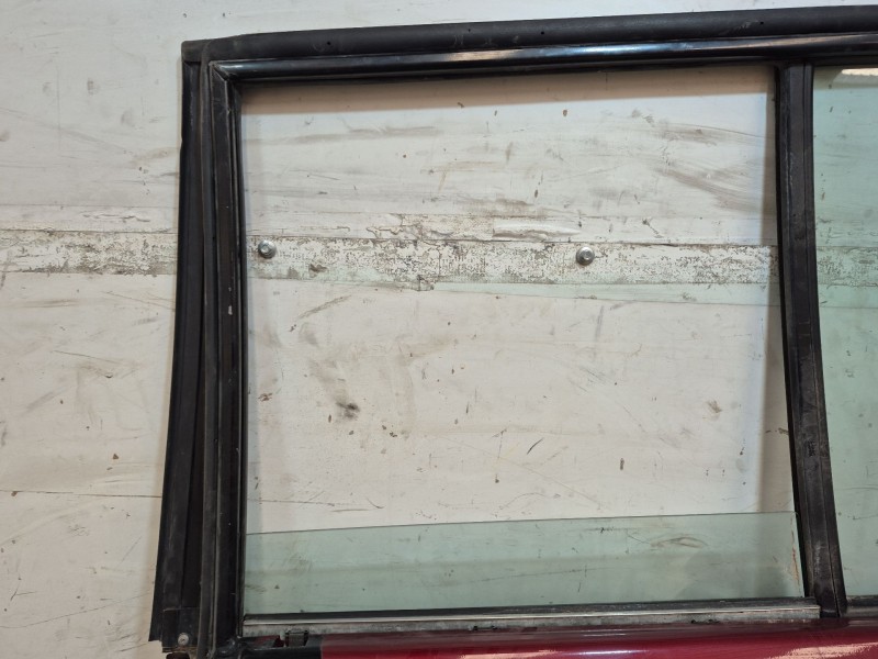 Recambio de puerta trasera derecha para mitsubishi montero (v60/v70) referencia OEM IAM   