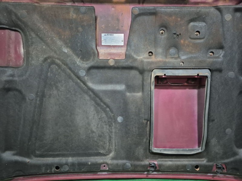 Recambio de capot para mitsubishi montero (v60/v70) referencia OEM IAM   