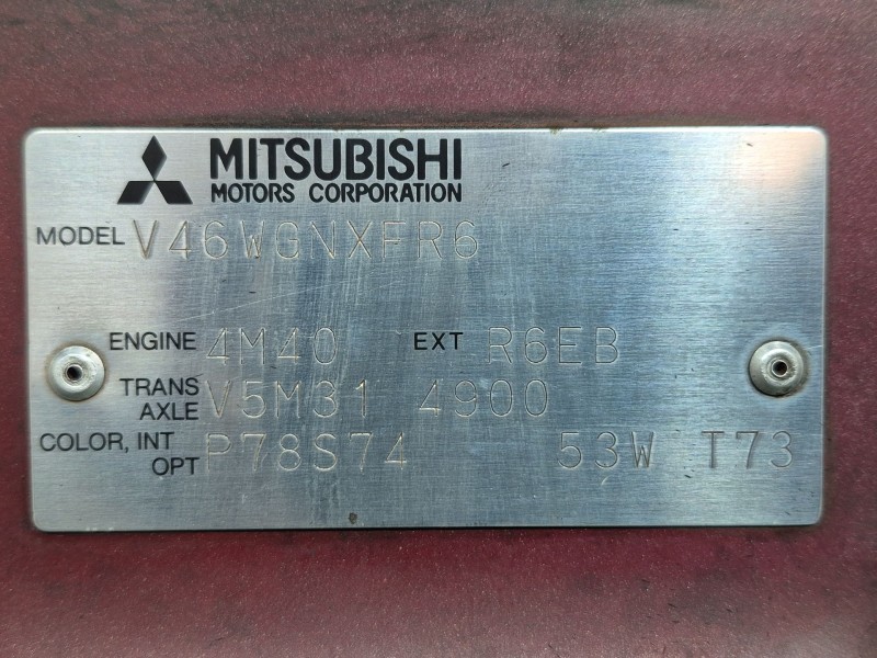 Recambio de capot para mitsubishi montero (v60/v70) referencia OEM IAM   