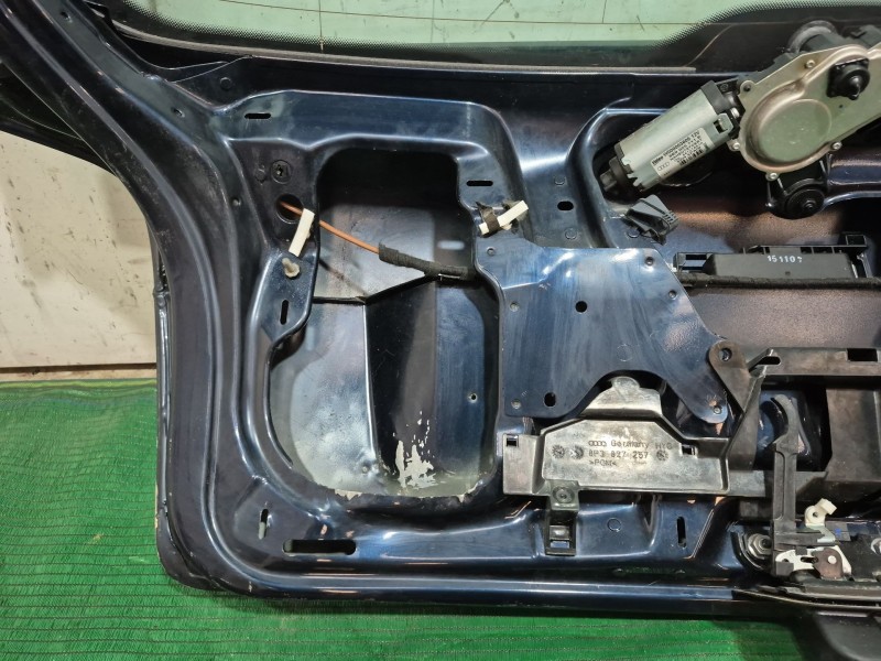 Recambio de porton trasero para audi a3 (8p) 1.9 tdi ambiente referencia OEM IAM    Recambio de porton trasero para audi a3 (8p) 1.9 tdi ambiente referencia OEM IAM