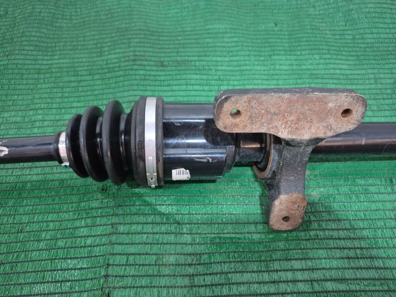 Recambio de transmision delantera derecha para ssangyong korando 2.0 cat referencia OEM IAM    Recambio de transmision delantera derecha para ssangyong korando 2.0 cat referencia OEM IAM