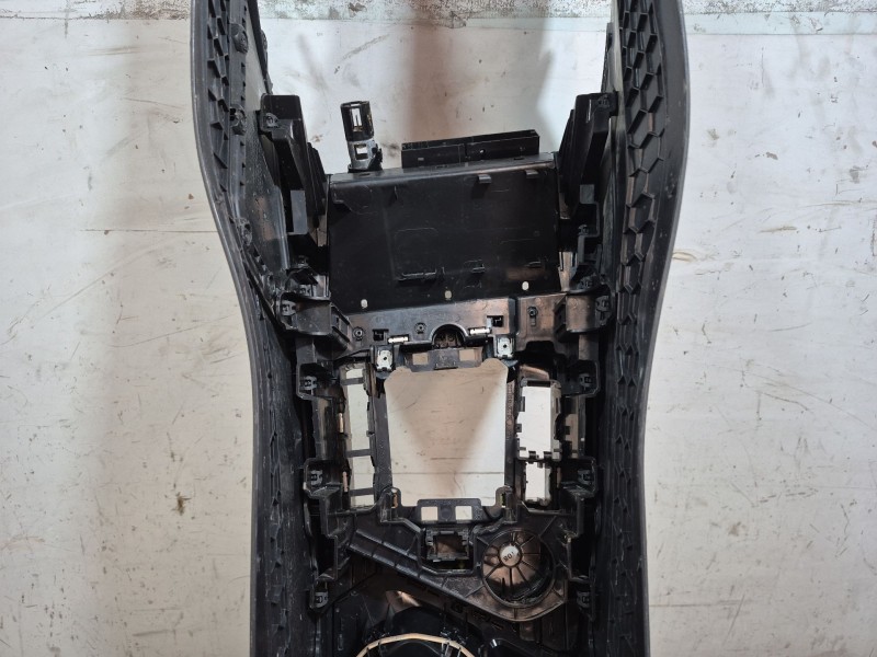 Recambio de consola central trasera para volkswagen tiguan (ad1, ax1) 1.5 tsi referencia OEM IAM   