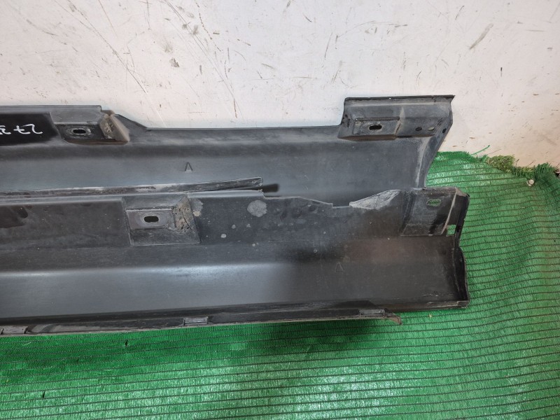 Recambio de faldon lateral para ford focus iii 1.0 ecoboost referencia OEM IAM   