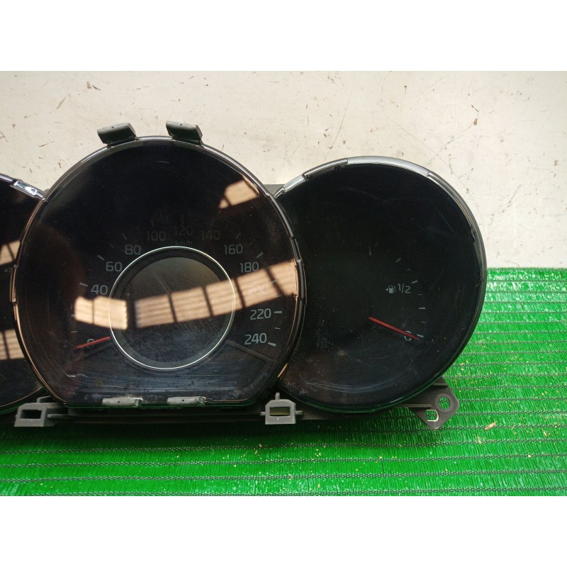 Recambio de cuadro instrumentos para kia cee´d (jd) 1.4 crdi 90 referencia OEM IAM   