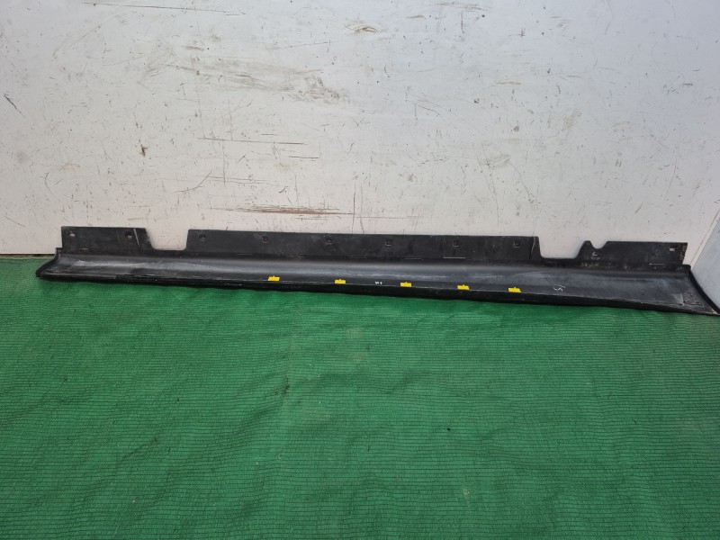 Recambio de faldon lateral para bmw 3 (e90) 318 i referencia OEM IAM   