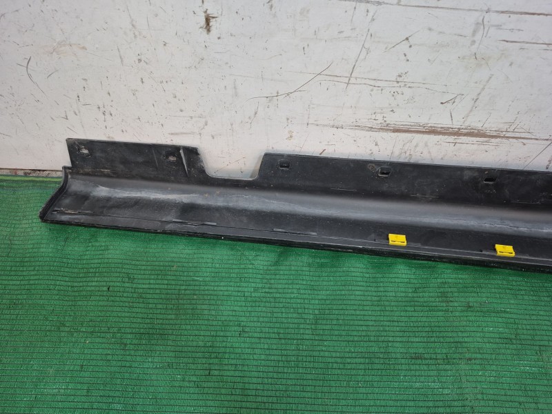 Recambio de faldon lateral para bmw 3 (e90) 318 i referencia OEM IAM   