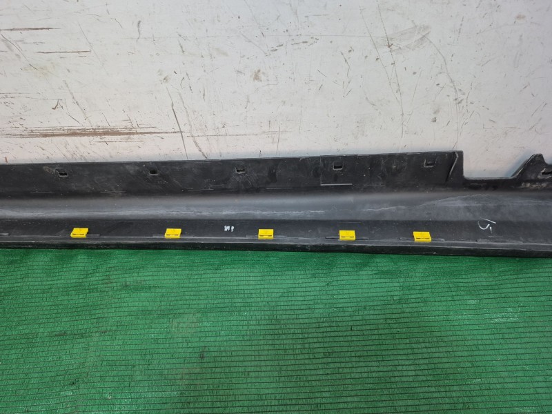 Recambio de faldon lateral para bmw 3 (e90) 318 i referencia OEM IAM   