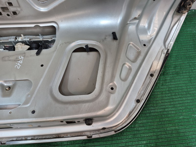 Recambio de tapa maletero para mercedes-benz clk (c209) clk 270 cdi (209.316) referencia OEM IAM   