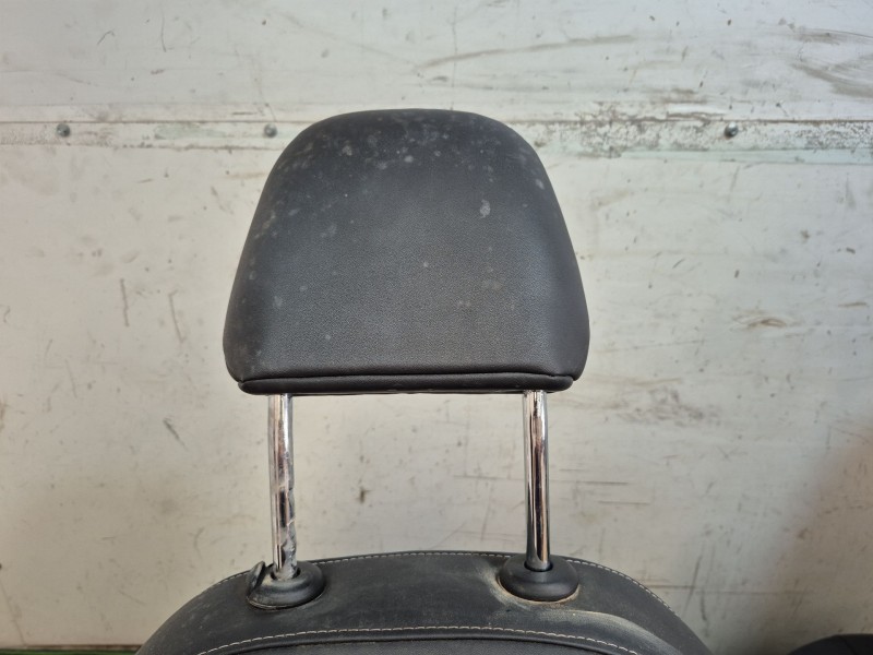 Recambio de asientos delanteros para peugeot 2008 i (cu_) 1.6 hdi referencia OEM IAM   