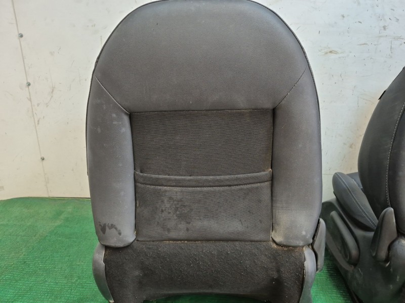 Recambio de asientos delanteros para peugeot 2008 i (cu_) 1.6 hdi referencia OEM IAM   