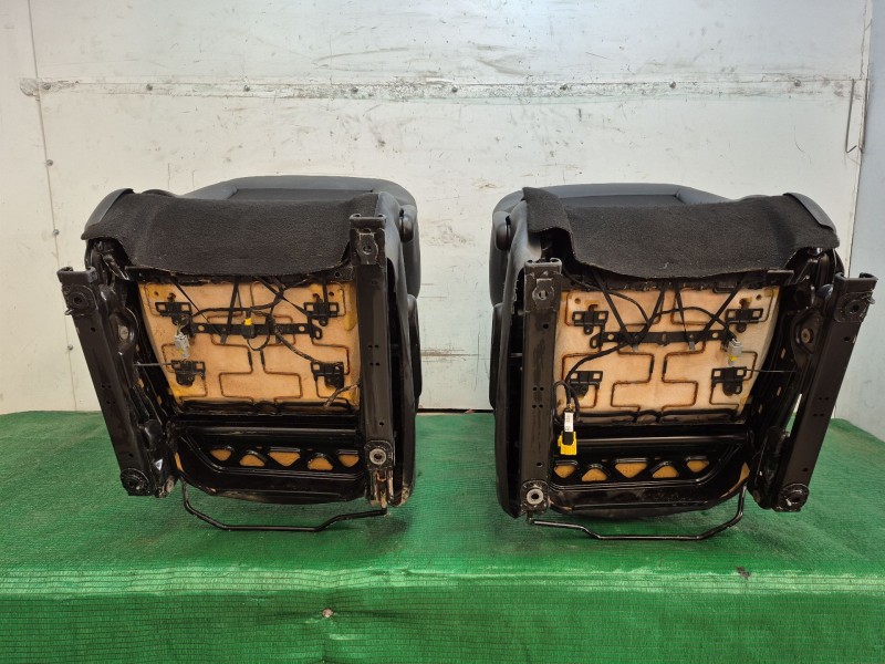 Recambio de asientos delanteros para peugeot 2008 i (cu_) 1.6 hdi referencia OEM IAM   