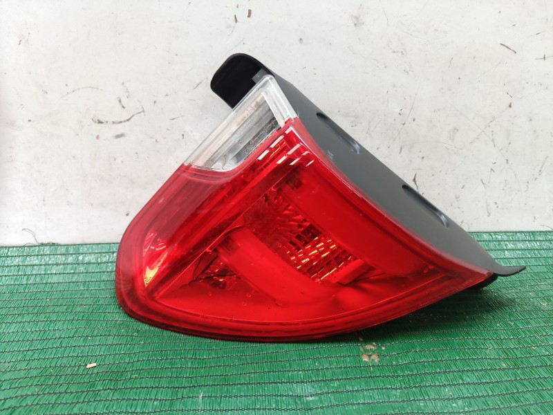 Recambio de piloto trasero izquierdo para peugeot 2008 i (cu_) 1.6 hdi referencia OEM IAM   