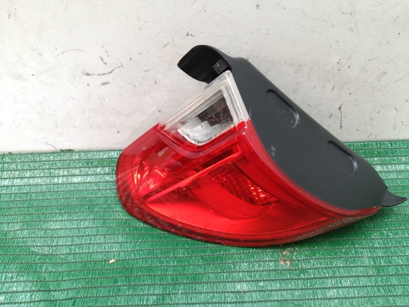 Recambio de piloto trasero izquierdo para peugeot 2008 i (cu_) 1.6 hdi referencia OEM IAM   