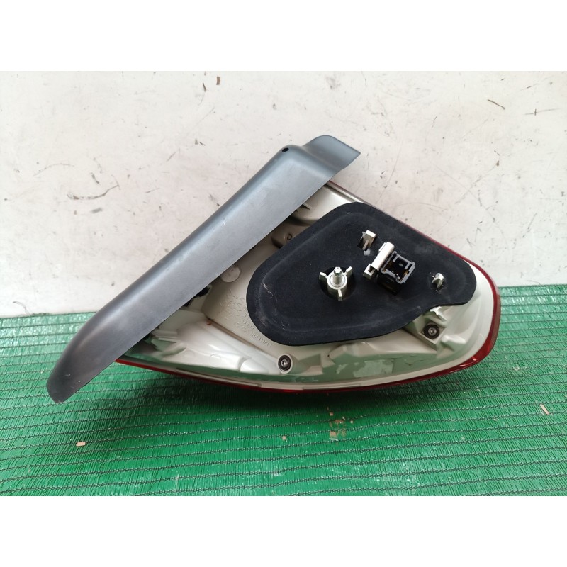 Recambio de piloto trasero izquierdo para peugeot 2008 i (cu_) 1.6 hdi referencia OEM IAM   