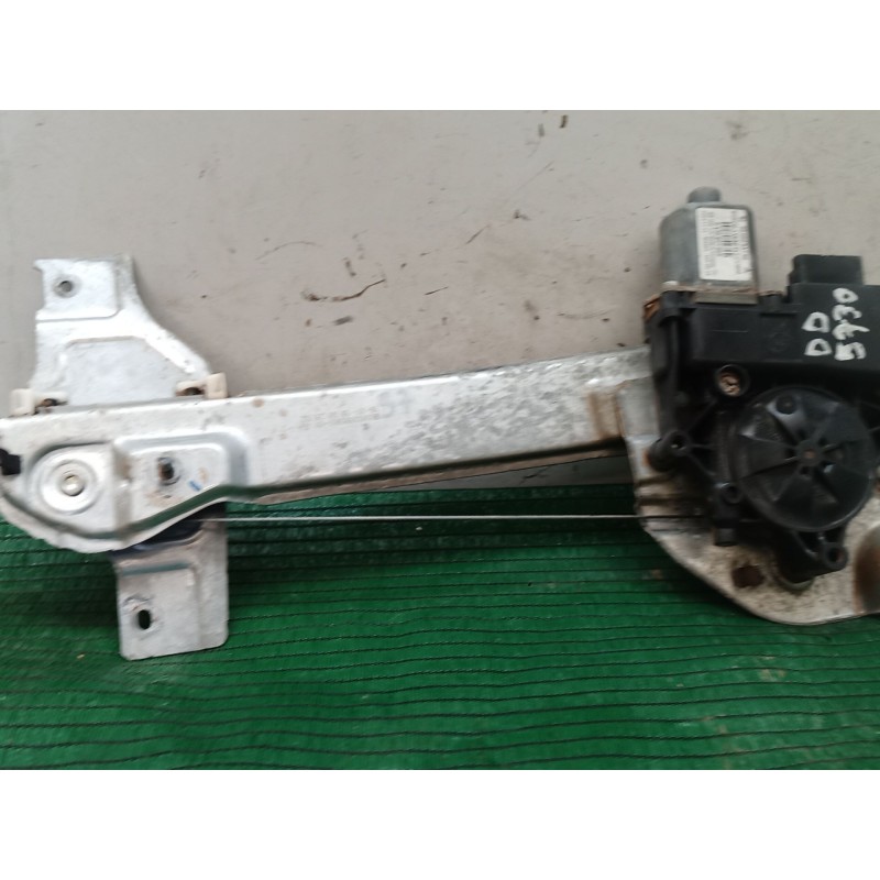 Recambio de elevalunas delantero derecho para peugeot 2008 i (cu_) 1.6 hdi referencia OEM IAM 0130822968 9806081780 0130822968