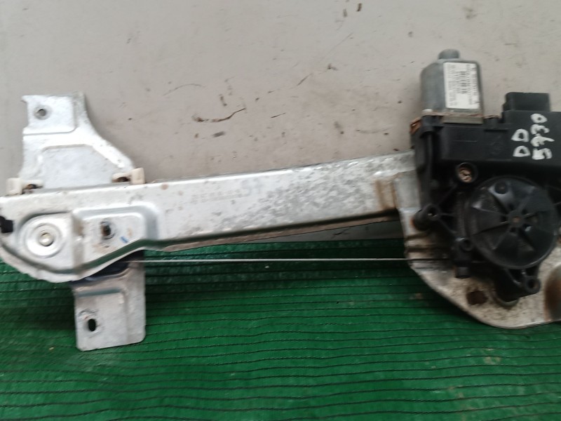 Recambio de elevalunas delantero derecho para peugeot 2008 i (cu_) 1.6 hdi referencia OEM IAM 0130822968 9806081780 0130822968