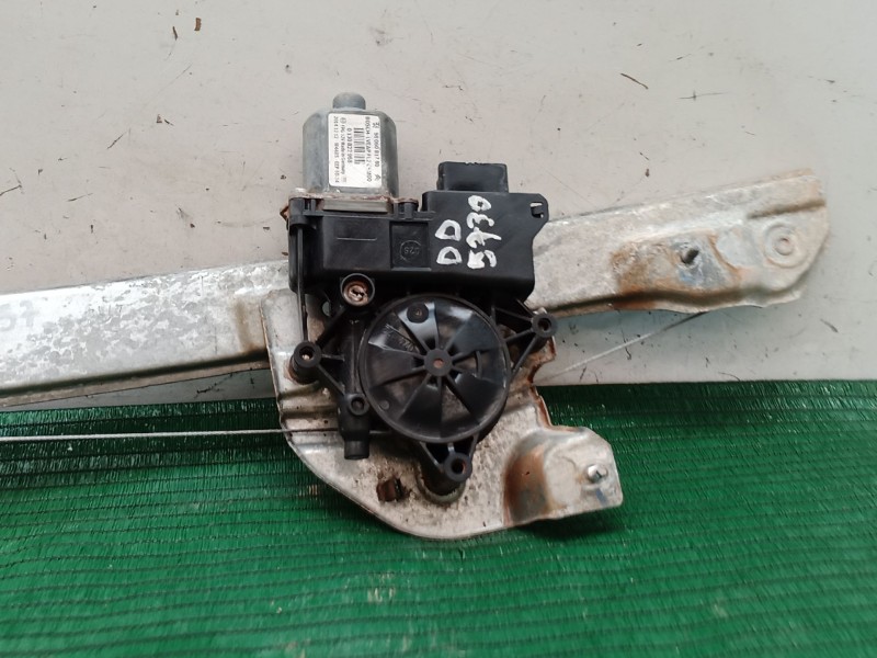 Recambio de elevalunas delantero derecho para peugeot 2008 i (cu_) 1.6 hdi referencia OEM IAM 0130822968 9806081780 0130822968