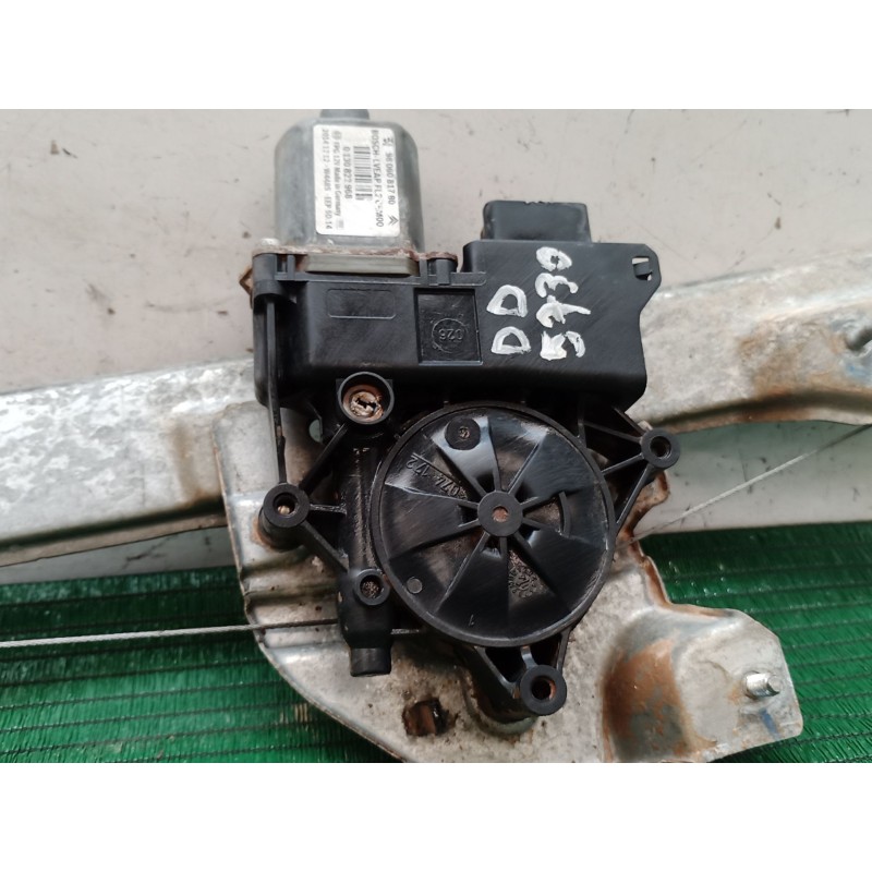 Recambio de elevalunas delantero derecho para peugeot 2008 i (cu_) 1.6 hdi referencia OEM IAM 0130822968 9806081780 0130822968