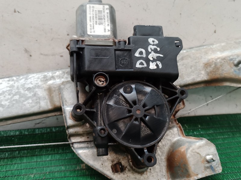 Recambio de elevalunas delantero derecho para peugeot 2008 i (cu_) 1.6 hdi referencia OEM IAM 0130822968 9806081780 0130822968