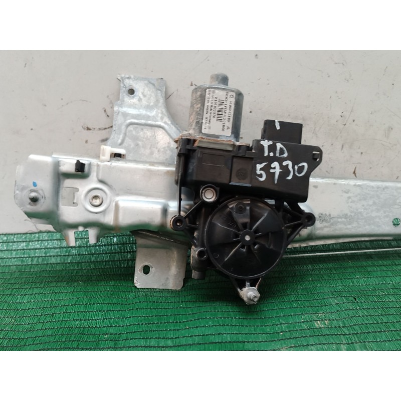 Recambio de elevalunas trasero derecho para peugeot 2008 i (cu_) 1.6 hdi referencia OEM IAM   