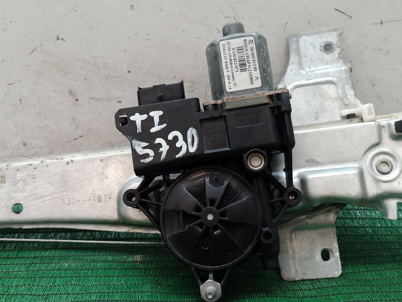 Recambio de elevalunas trasero izquierdo para peugeot 2008 i (cu_) 1.6 hdi referencia OEM IAM   