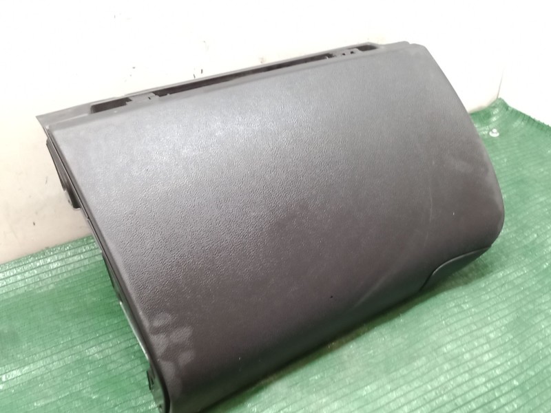 Recambio de guantera para kia cee´d (jd) 1.4 crdi 90 referencia OEM IAM   