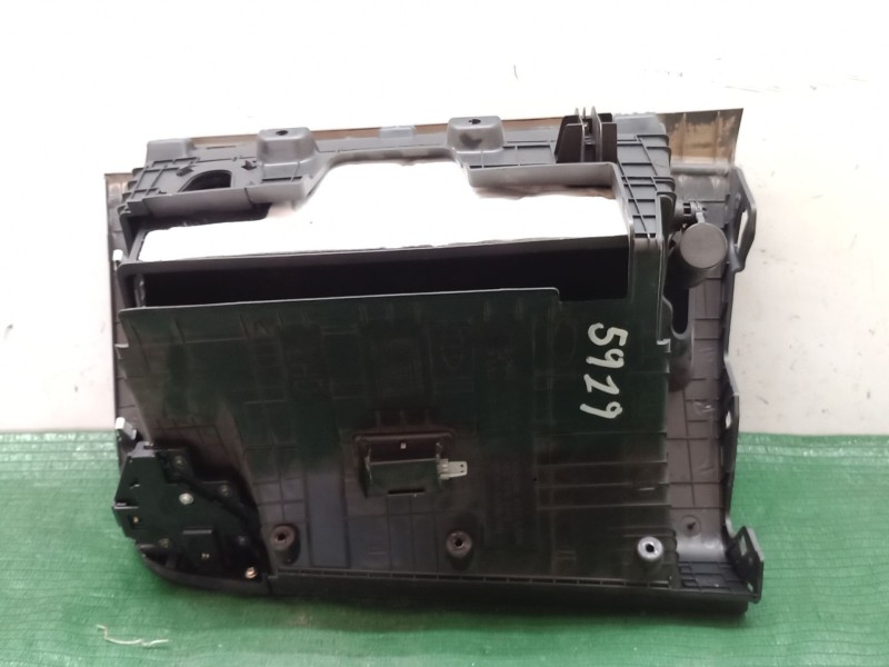 Recambio de guantera para kia cee´d (jd) 1.4 crdi 90 referencia OEM IAM   